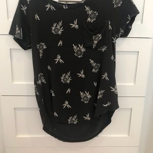White & black Hollister shirt